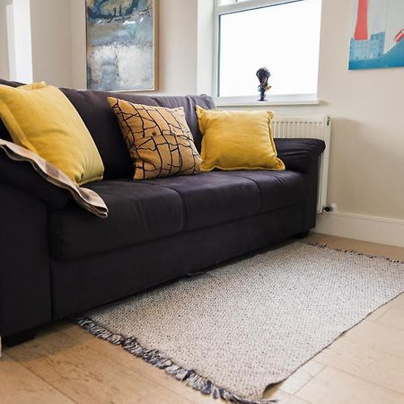 헨던 Star London Bell Lane 3-Bed Haven 아파트 외부 사진